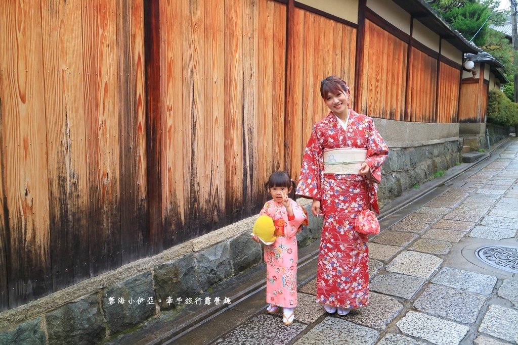 京都八坂神社本殿 (2).JPG