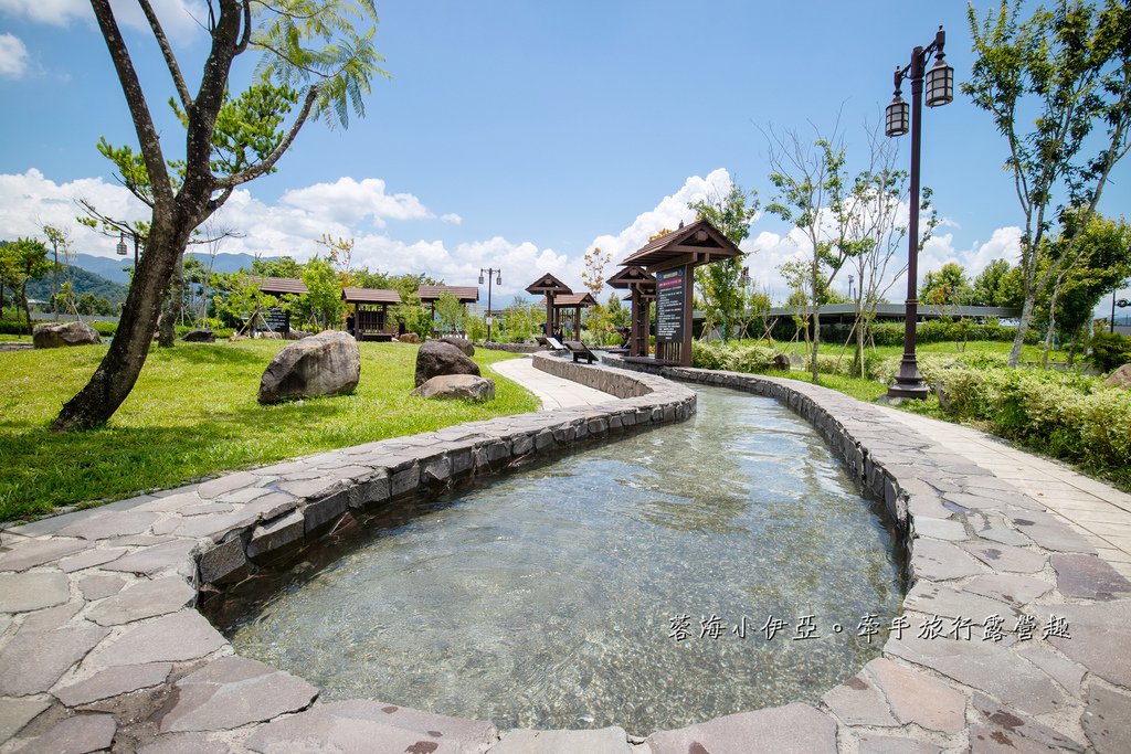 南投埔里【福興溫泉區親子公園】埔里最新親子景點（免門票），日式溫泉池泡腳戲水、共融公園，泰山溜索