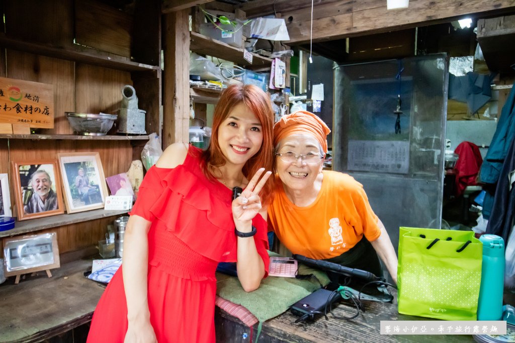 沖繩美食【そば処 夢の舎】本部町隱藏的沖繩蕎麥麵店，70多歲老夫妻掌廚，讓我進入吉卜力風格日劇情節中