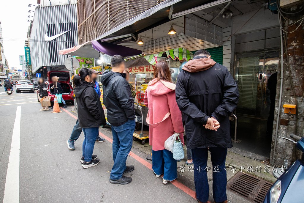 中壢【王記現煎麥餅紅豆餅】便宜到想哭！3個十元紅豆餅，回到過去25年前小時候物價，佛心車輪餅