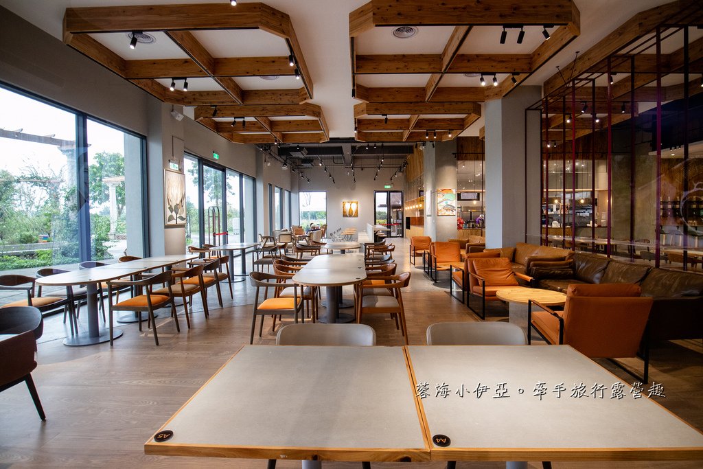 【雅聞湖濱療癒森林】免門票！台南雅聞觀光工廠，全台最大歐式迷宮花園，千坪玫瑰森林主題園區