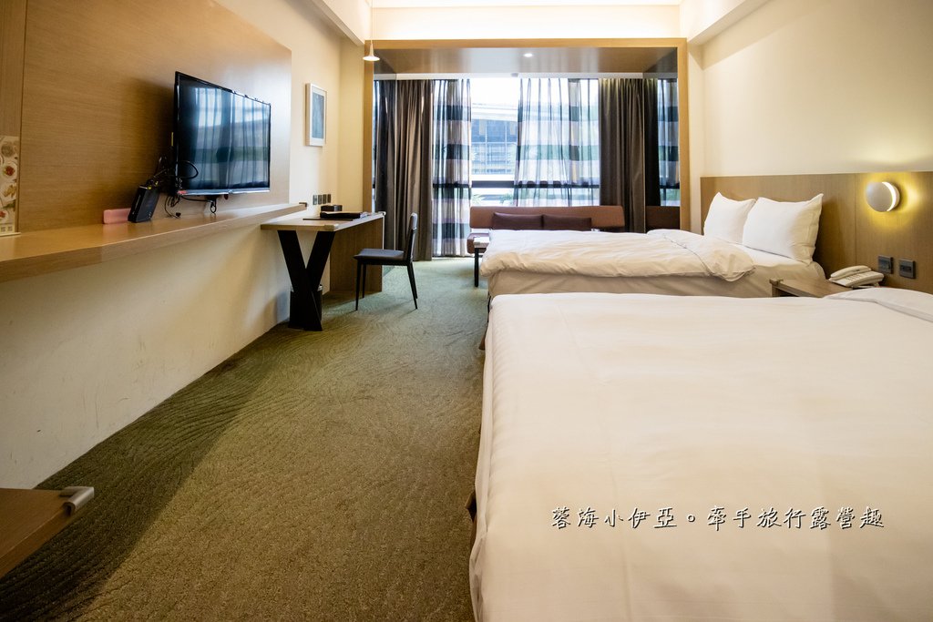 【樂億皇家渡假酒店】嘉義親子住宿推薦，室內賽車場、兒童遊戲室、Switch、戶外泳池、私人停車場（寵物友善住宿）