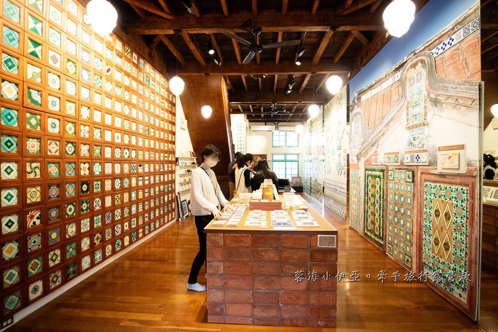 嘉義西區【台灣花磚博物館】全台唯一老宅花磚博物館，巨大花磚牆美拍、隱藏版拍照區，嘉義市火車站旁
