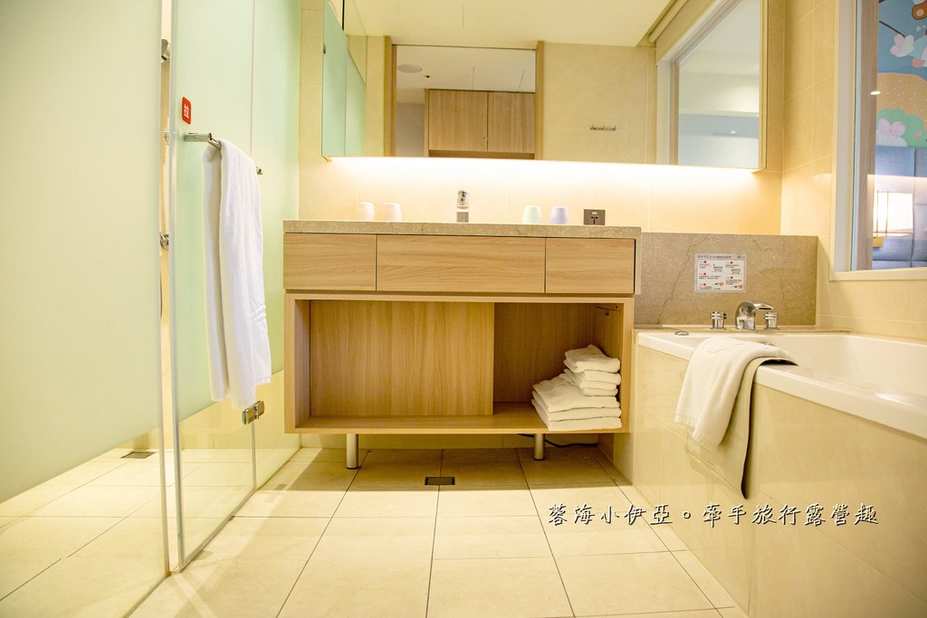 宜蘭頭城住宿【蘭陽烏石港海景酒店】龜山島海景飯店，星空看海吧、烤鴨大餐、早餐多到不知道吃什麼