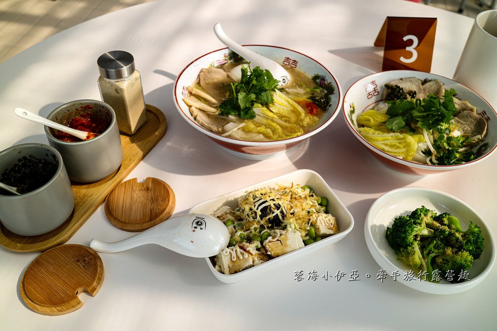 苗栗後龍【栗園米食】美麗玻璃屋內吃「國宴粄條」，在台深耕30年榮獲「國宴」指定品牌，也有宅配服務