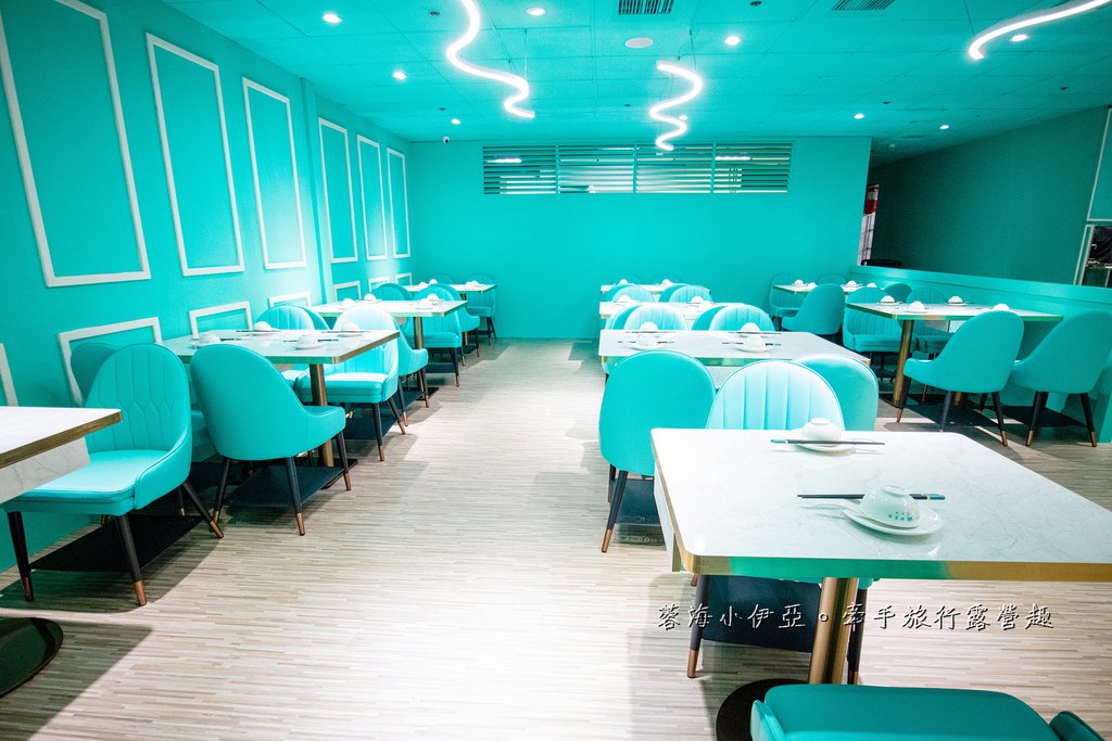 【狂一鍋酸菜魚台南中山店】「狂一鍋酸菜魚」到底在紅甚麼? 一口酸菜一口魚，酸辣得很自然，後韻回甘！ 精品食尚美學用餐體驗 風潮正夯