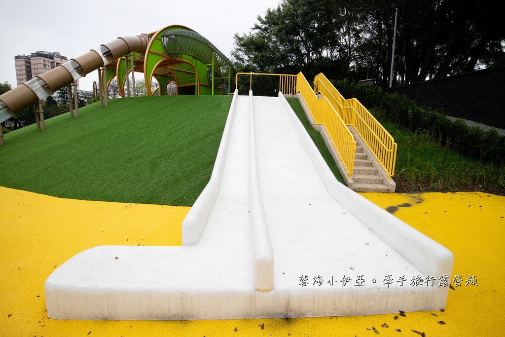 【陽明運動公園2.0版共融式遊戲場】桃氣猿遊戲場、猿林遊戲區、猿氣體健區、噴水廣場、生態水池