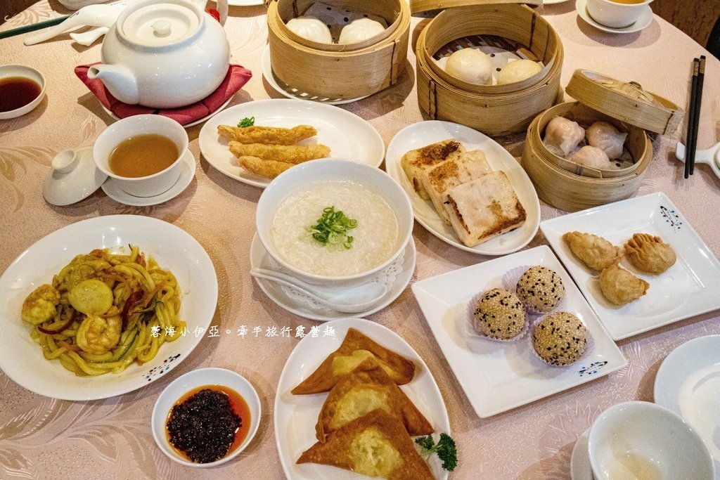 【麗星郵輪探索星號】舌尖上的郵輪，從早吃到晚，免費餐廳和付費餐廳