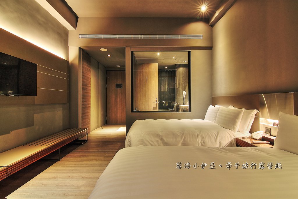 嘉義親子住宿【嘉楠風華酒店】兩層樓親子館、金屬旋轉不鏽鋼溜滑梯、寵物友善住宿、露天酒吧