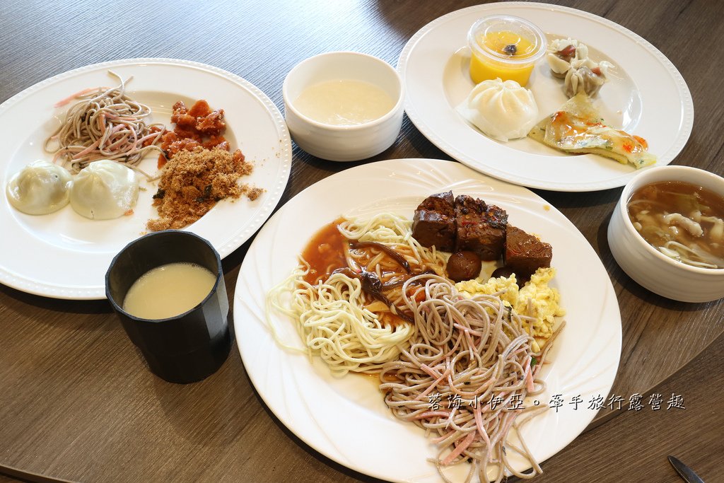嘉義親子住宿【嘉楠風華酒店】兩層樓親子館、金屬旋轉不鏽鋼溜滑梯、寵物友善住宿、露天酒吧