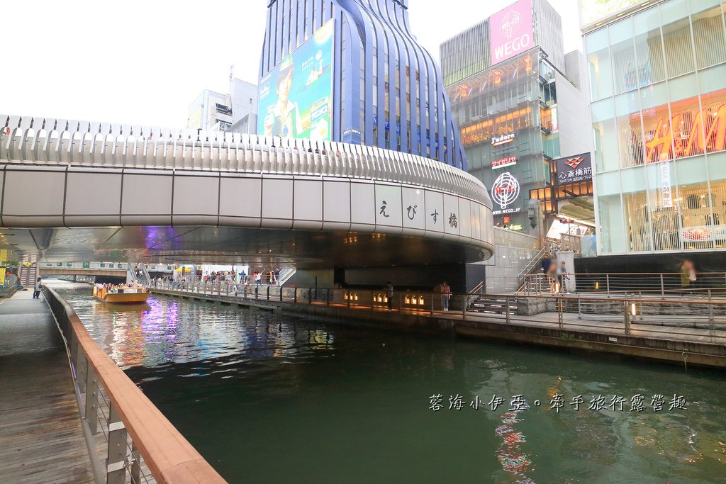 大阪必逛【心齋橋】關西必遊勝地，固力果跑跑男、商店包羅萬象，美食臥虎藏龍