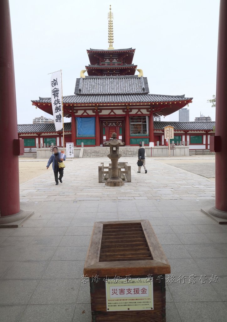 大阪賞櫻景點【四天王寺】讓人心花怒放美麗枝垂櫻，日本最古老的建築樣式之一