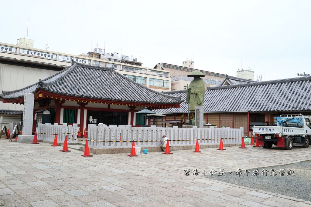 大阪賞櫻景點【四天王寺】讓人心花怒放美麗枝垂櫻，日本最古老的建築樣式之一