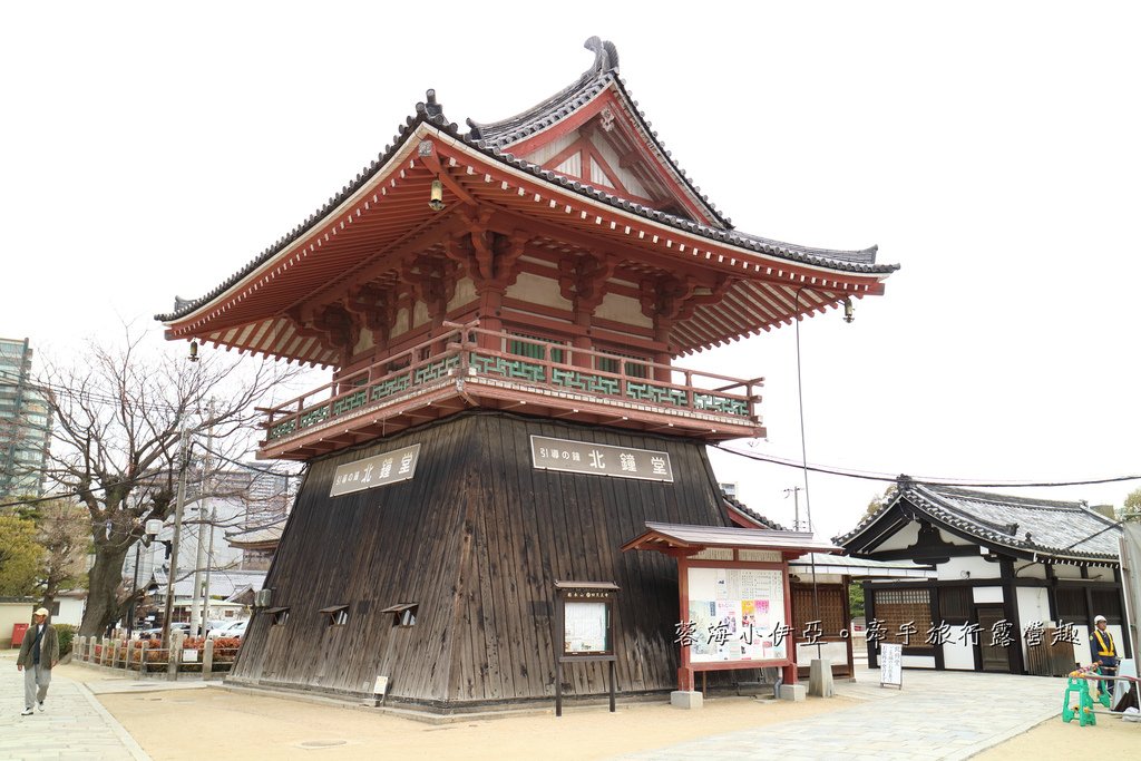 大阪賞櫻景點【四天王寺】讓人心花怒放美麗枝垂櫻，日本最古老的建築樣式之一
