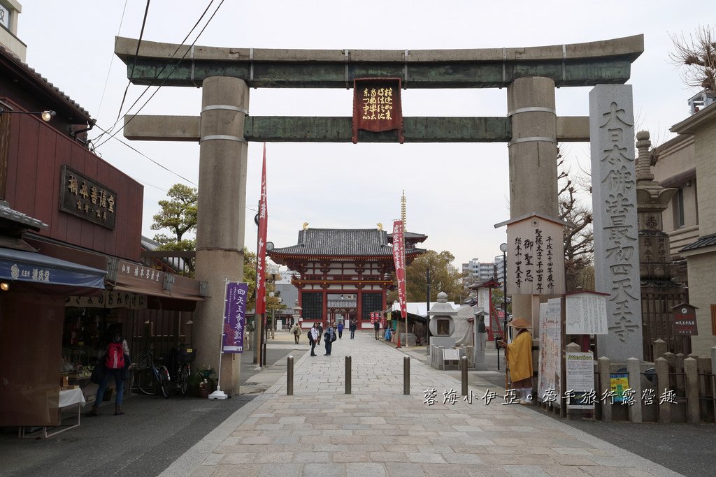 大阪賞櫻景點【四天王寺】讓人心花怒放美麗枝垂櫻，日本最古老的建築樣式之一