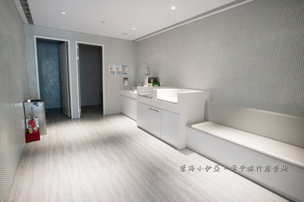 2025基隆新景點【潮境智能海洋館】七米巨型魚缸的超大魟魚，門票資訊、交通方式、停車資訊，附近景點一日遊規劃