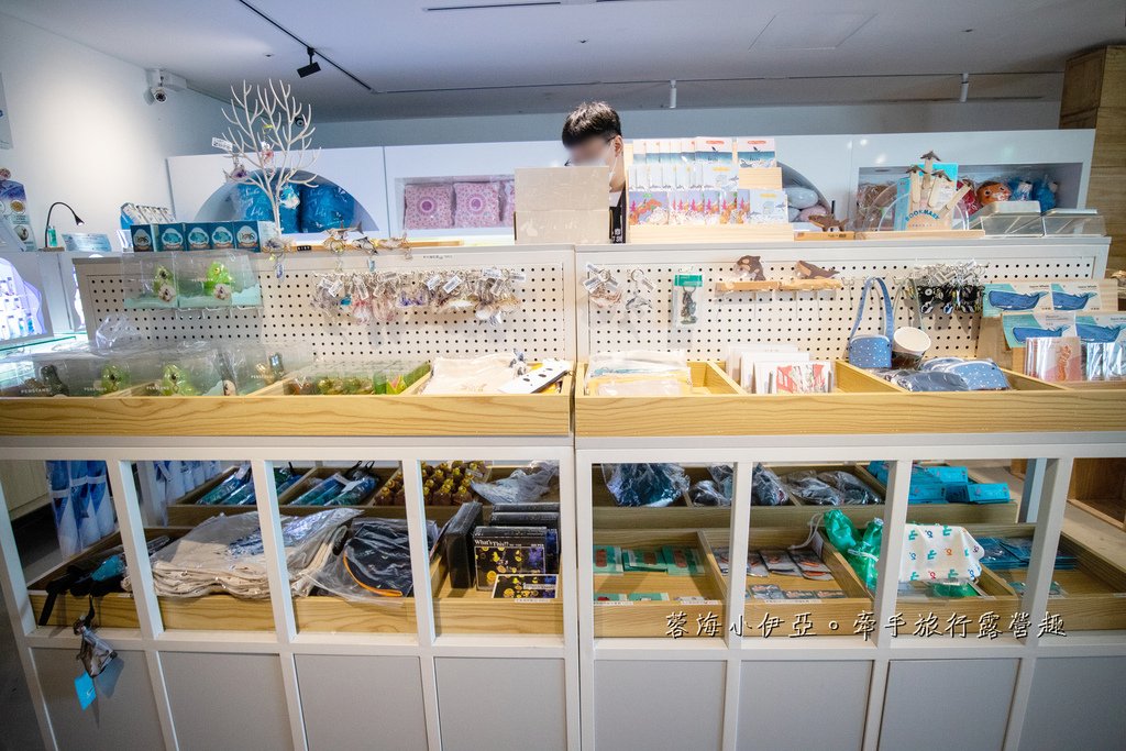 2025基隆新景點【潮境智能海洋館】七米巨型魚缸的超大魟魚，門票資訊、交通方式、停車資訊，附近景點一日遊規劃