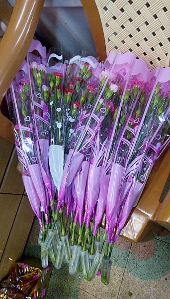 (三峽群麗鮮花店)產品介紹-母親節花禮&amp;康乃馨花禮(花束&amp;盆