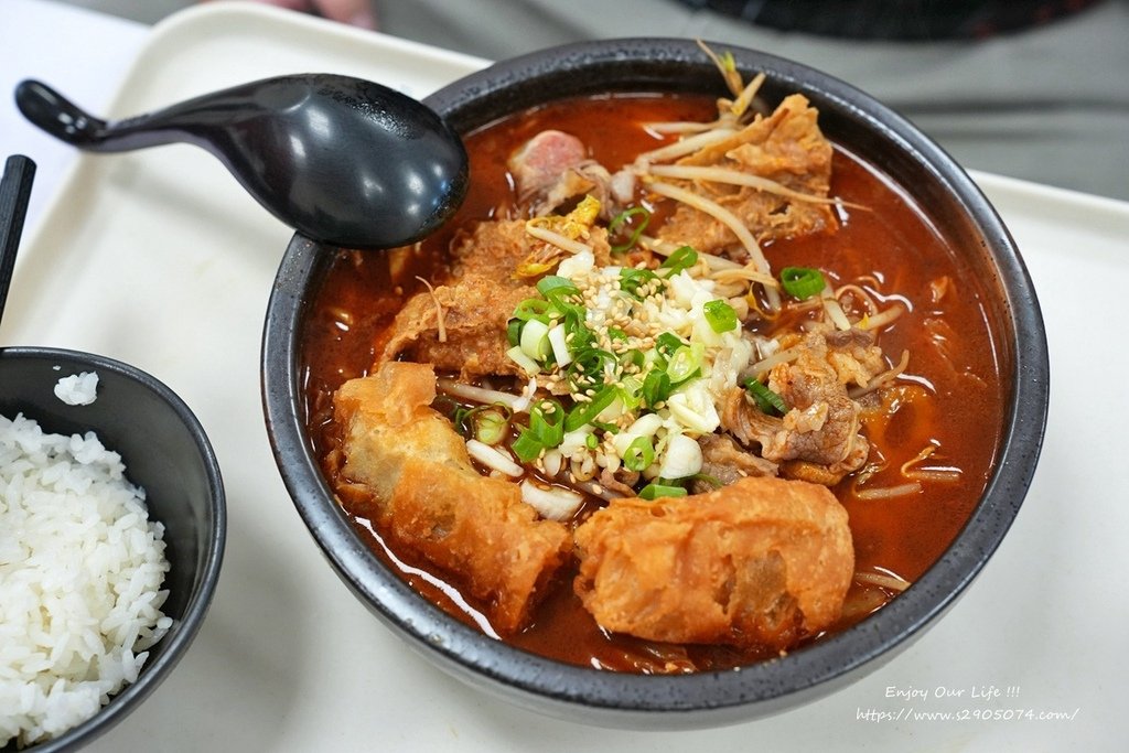 高雄-成順水煮肉片&amp;酸菜魚專賣(熱河店)✔一個人也能獨享酸菜
