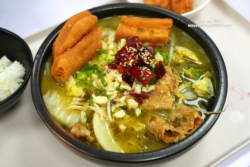 高雄-成順水煮肉片&amp;酸菜魚專賣(熱河店)✔一個人也能獨享酸菜