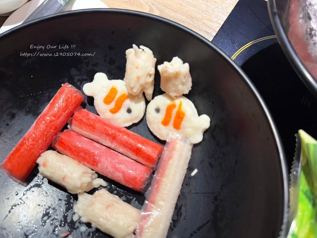 竹北-竹間精緻鍋物 ✔蔬食自助吧✔明治冰淇淋、飲料請自取✔個
