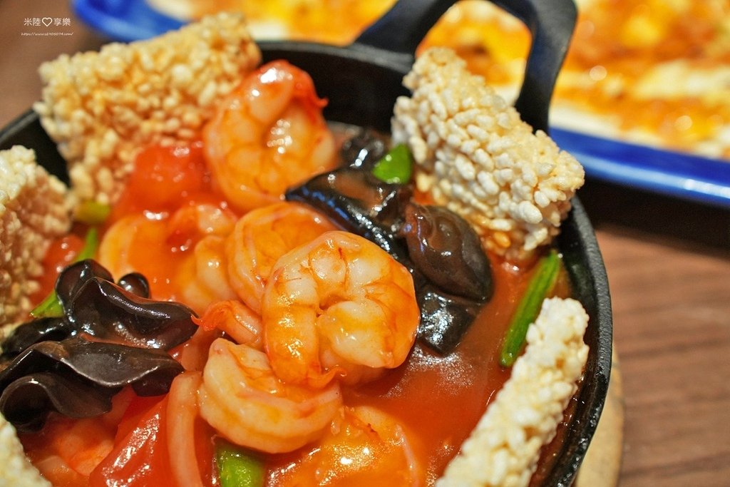 竹北-開飯川食堂➤開飯X鄭智善聯名新品✔麻辣奶油金絲蝦球✔鳥