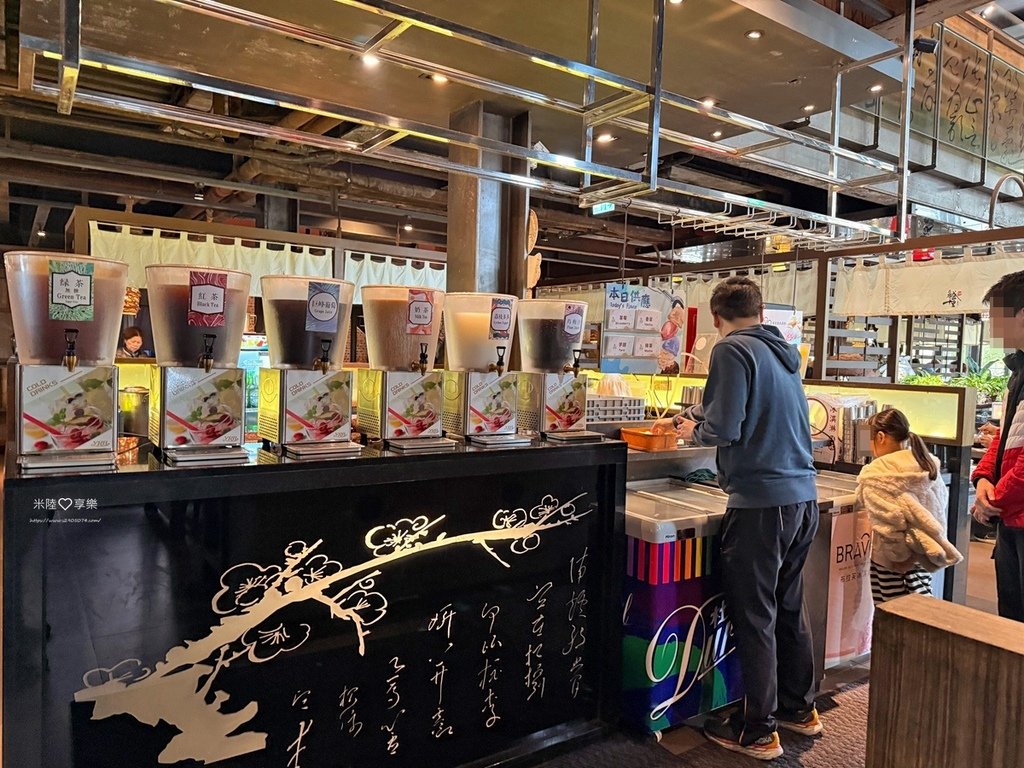 新竹-鼎盛十里鍋の物➤慶生好選擇、幾歲就送幾隻蝦、超蝦➤專屬