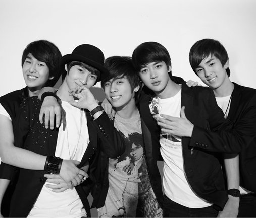 SHINee (20).jpg