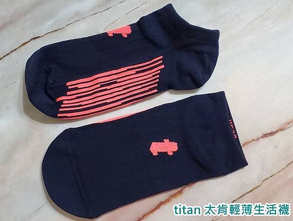 titan太肯輕薄生活襪_12.jpg