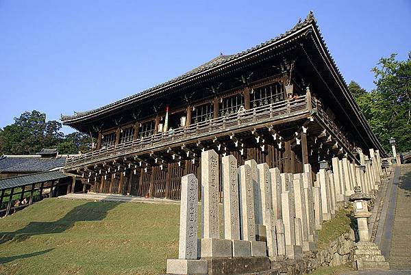 800px-Todaiji07s3200.jpg