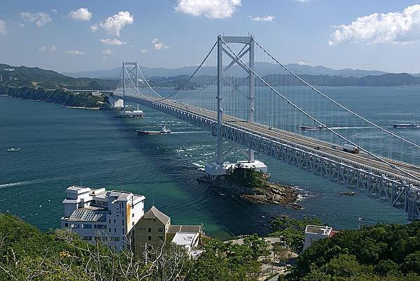 800px-Big_Naruto_Bridge05n3872.jpg