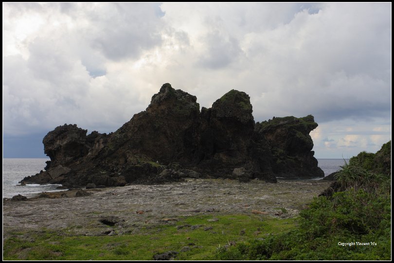 雙獅岩