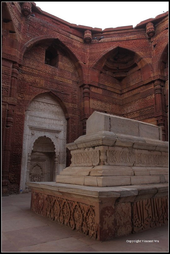 古達明納塔(Qutb Minar)09