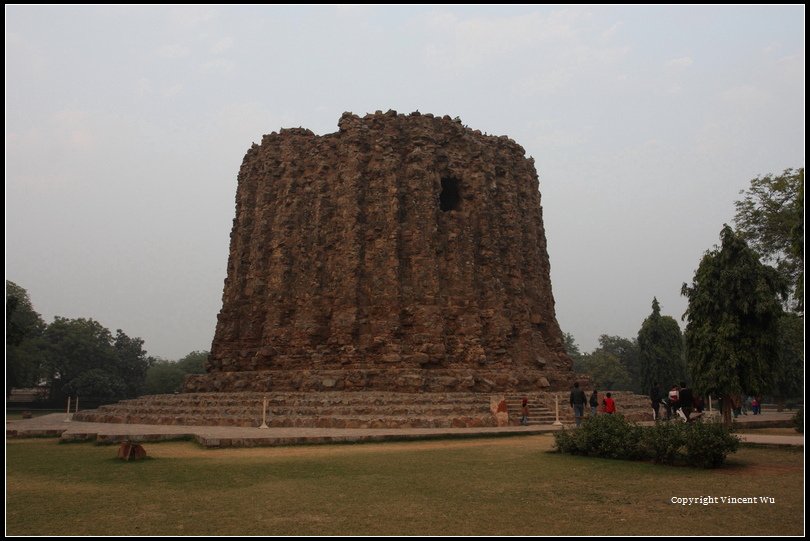 古達明納塔(Qutb Minar)13