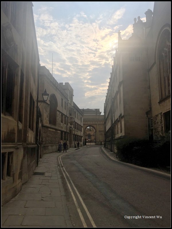 牛津大學(University of Oxford)16