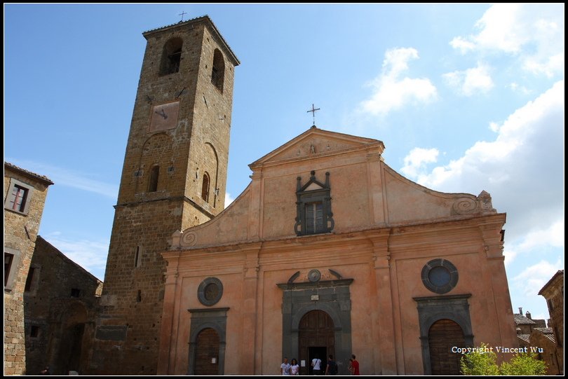 白露里冶奧(Civita di Bagnoregio)