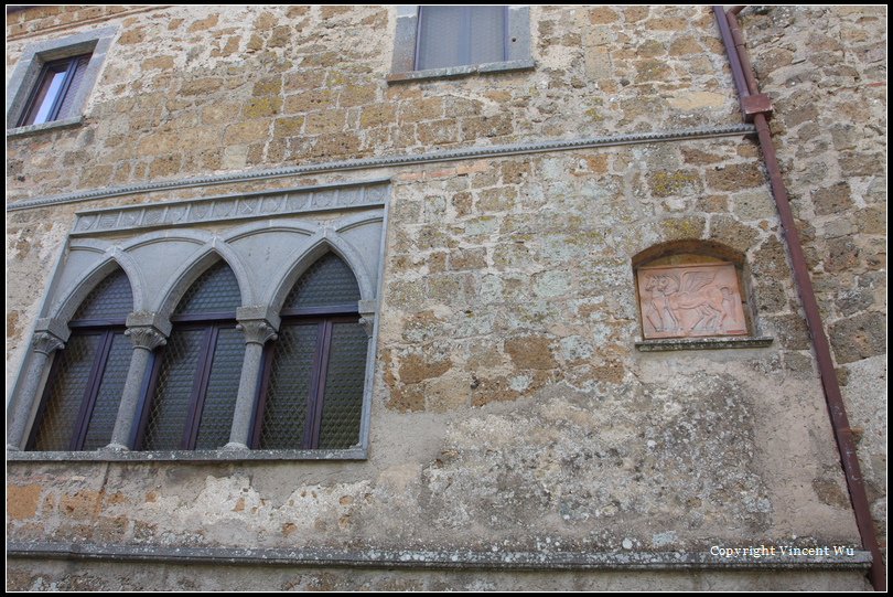 白露里冶奧(Civita di Bagnoregio)