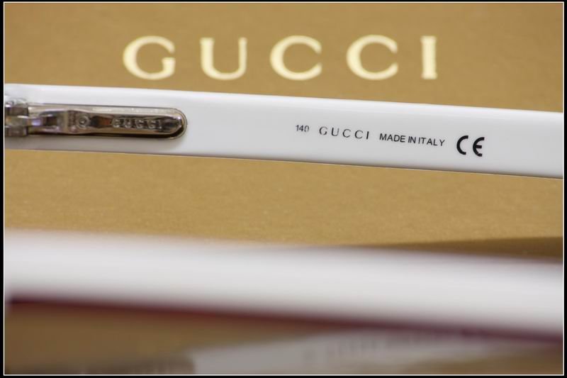 GUCCI04