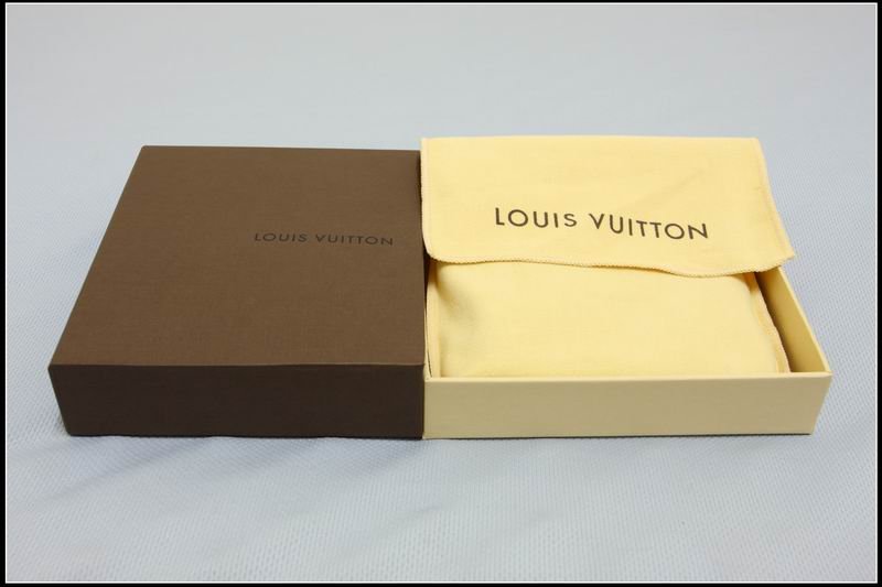 LOUIS VUITTON03