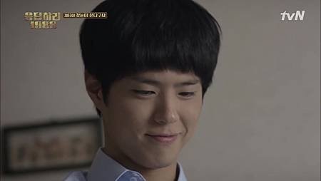 reply1988 이동휘, 박보검 살뜰히 챙기는 자상남(-) 151121 EP.6 11.jpg