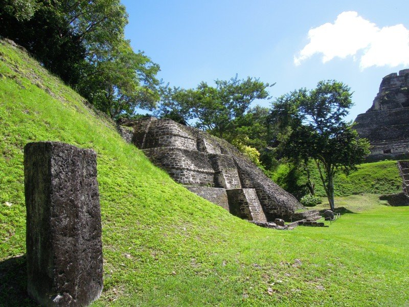 XUNANTUNICH-3-3