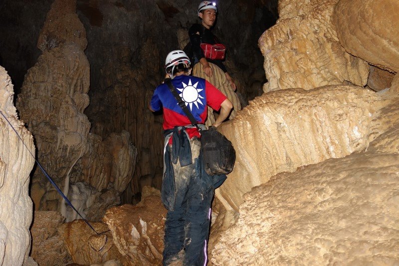 011-06-20130824-Crystal Cave-小李.JPG