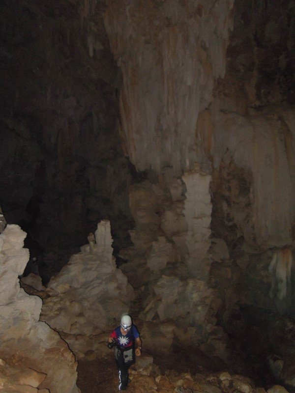 013-01-20130824-Crystal Cave-Sunny.JPG