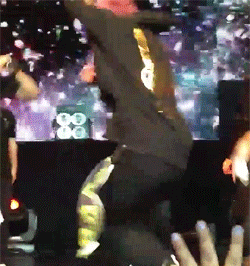 tumblr_mmu9optVYN1rlkyolo2_250.gif