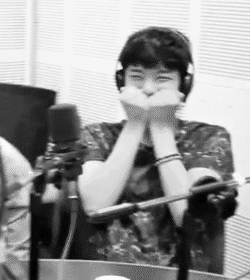 7D5UxZF.gif
