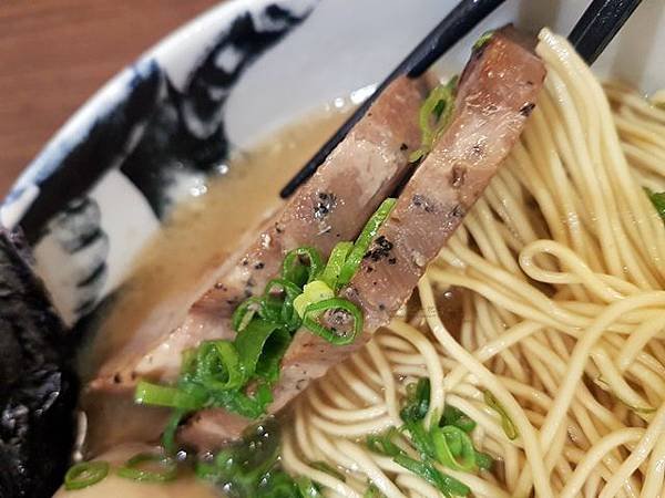 麵屋武藏 味玉叉燒豚骨 NT280