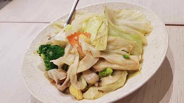 新竹饗泰多 泰式什錦炒蔬菜