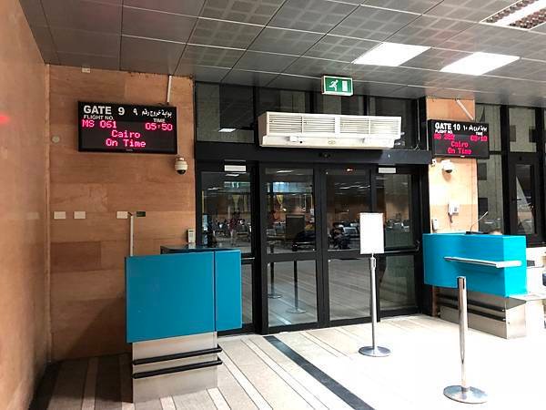 24Gate4.JPG