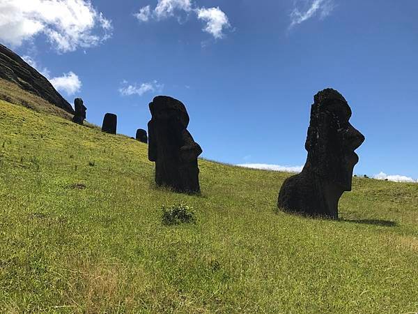 74Rano Raraku.JPG