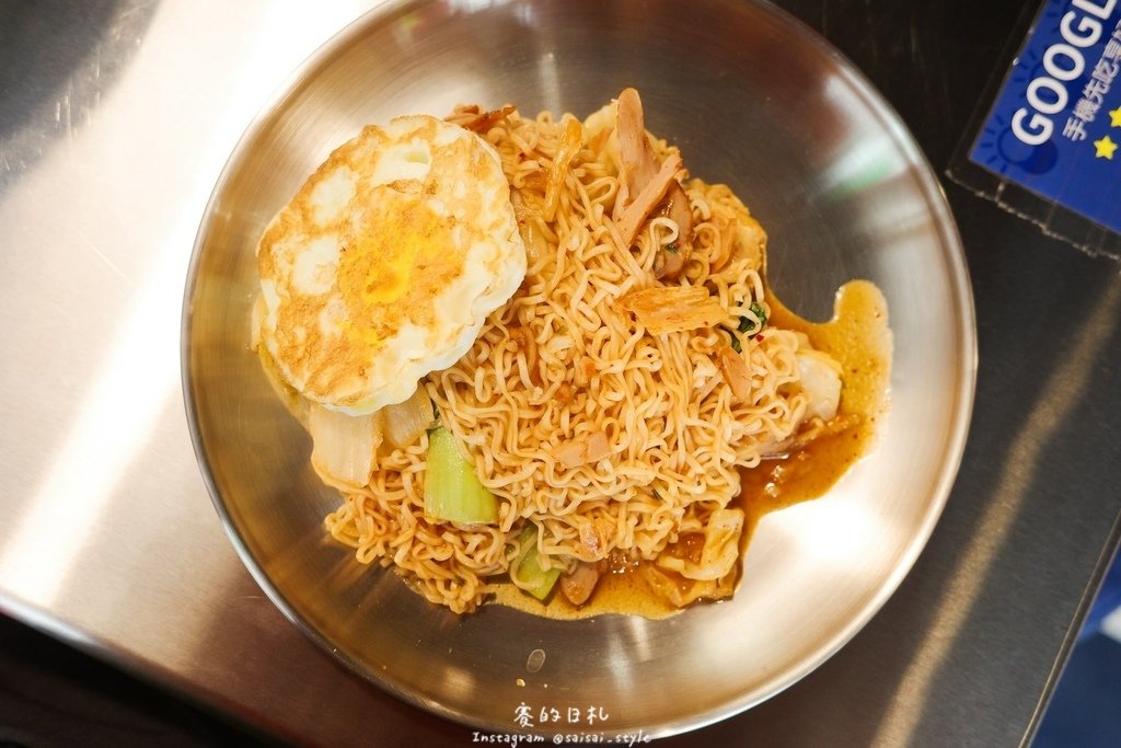 台中西屯宵夜美食 台中美式熱狗堡 Day 2 night-10-min.JPG
